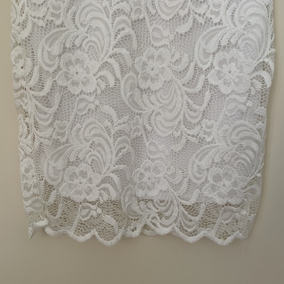 White Lace Scallop Hem Dress - Picture 7 of 10